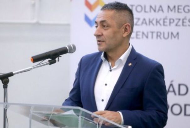 Minden szava arany címmel videós pályázatot hirdet a Nemzetpolitikai Államtitkárság fiatalok számára