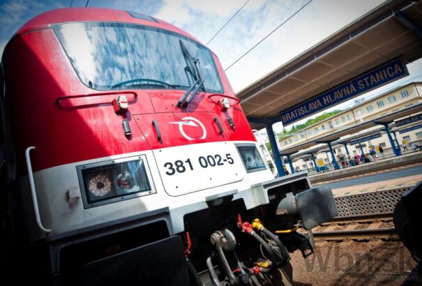 A gyorsvonatokban és az IC-vonatokban a rendőrök fogják ellenőrizni az OTP-rezsimet