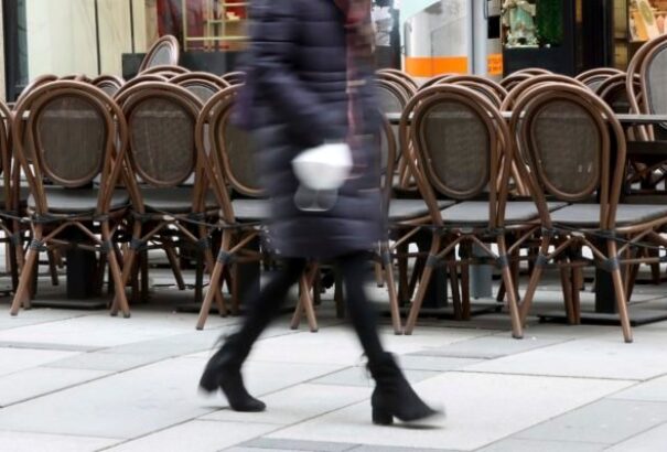 Novemberben és decemberben bezártál a Covid miatt? Jár a segítség – Így kérheted a támogatást