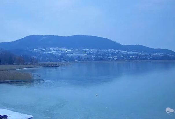 Befagyott a Balaton vize
