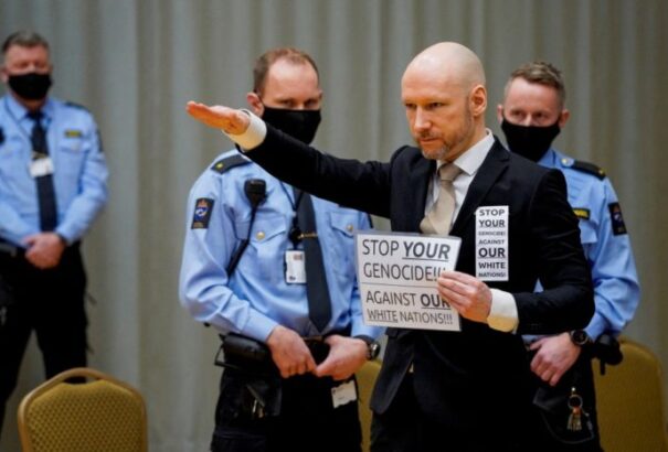 10 évet ült, de már szabadulna a norvég tömeggyilkos, Anders Behring Breivik