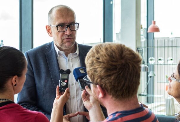 Elfordul Csehország a V4-től? Az új cseh miniszter Visegrád meghaladásáról és egy új szövetségről beszél