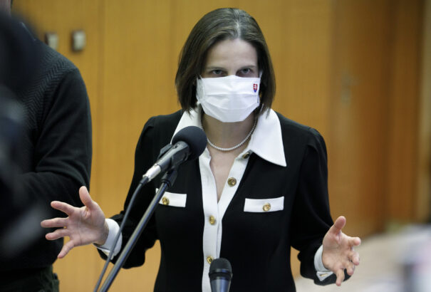 Kolíková a büntető, a polgári és a kereskedelmi törvénykönyvet is módosítaná az idén