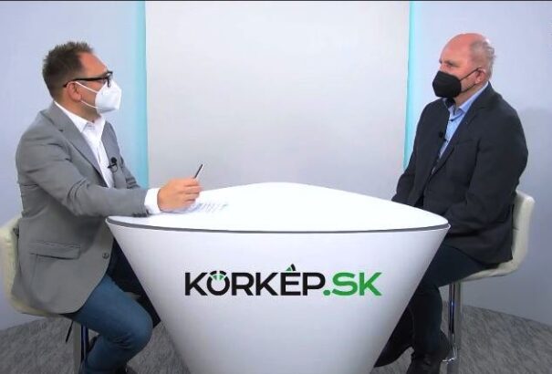 „Fontos, hogy a magyarok jól érezzék magukat szülőföldjükön” – Körkép.sk podcast František Mikloškoval