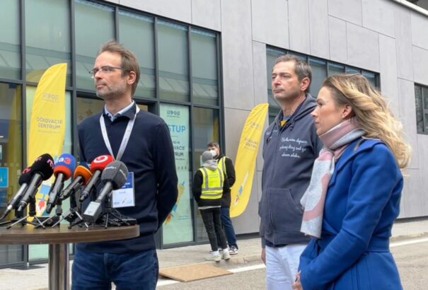 Pozsony és Nagyszombat megye is megkezdi a gyerekek oltását