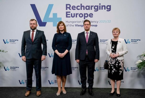 V4 miniszteri találkozó – Gulyás Gergely: a V4-es együttműködésre hosszú távon lehet építeni