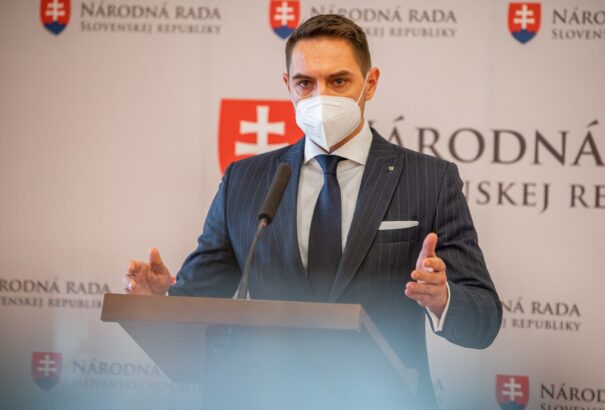 Gyimesi: Elfogadhatatlan, hogy a szlovákokat a magyarok és Magyarország ellen uszítják