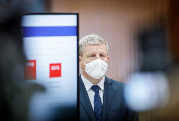 Az omikron hullám idején főleg a fiatalok szorulnak kórházi ellátásra