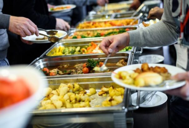 4,50 euróra emelkedik az ebédjegyek minimális összege