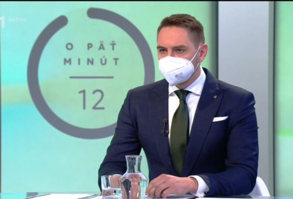 Gyimesi az árdrágulásra: Korábban, már májusban, júniusban jöhet a 13. nyugdíj