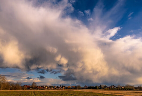 Esős, szeles idővel indul a hét