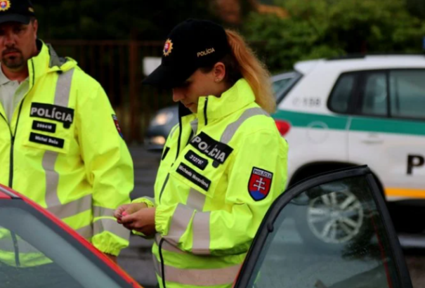 Péntektől több rendőr jelenik meg az utakon