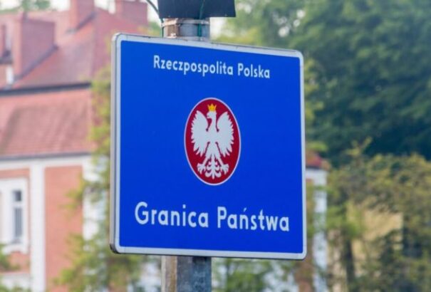 Már csaknem 2,3 millió ukrajnai menekültet vettek nyilvántartásba Lengyelországban