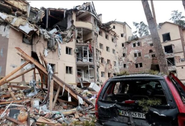 Az orosz csapatok bevették Mariupol keleti külterületeit