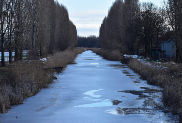 SHMÚ: Jó ideig velünk marad a hideg idő