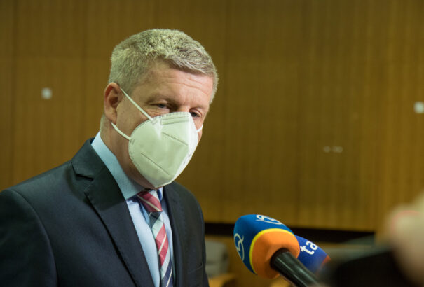 Szlovákiában még nagyon sokáig jelen lesz a koronavírus az alacsony átoltottsági szint miatt