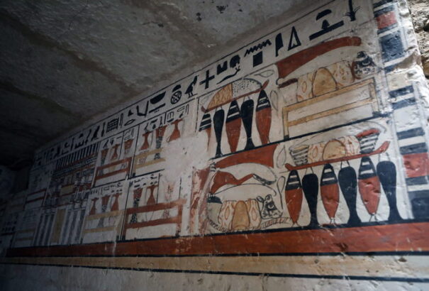 Négyezer éves sírokat tártak fel Egyiptomban