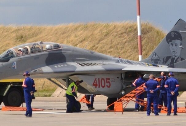 Lengyelország kész átadni az USA-nak saját MiG 29-eseit. Ugyanerre kéri szövetségeseit is