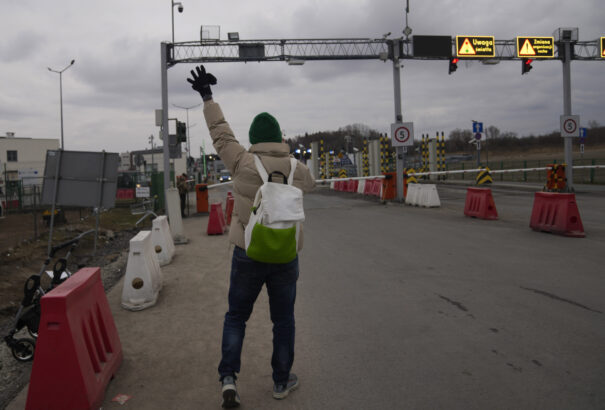 Több száz, az ukrajnai háború elől menekülő transzneműt fordítottak vissza az ukrán határon