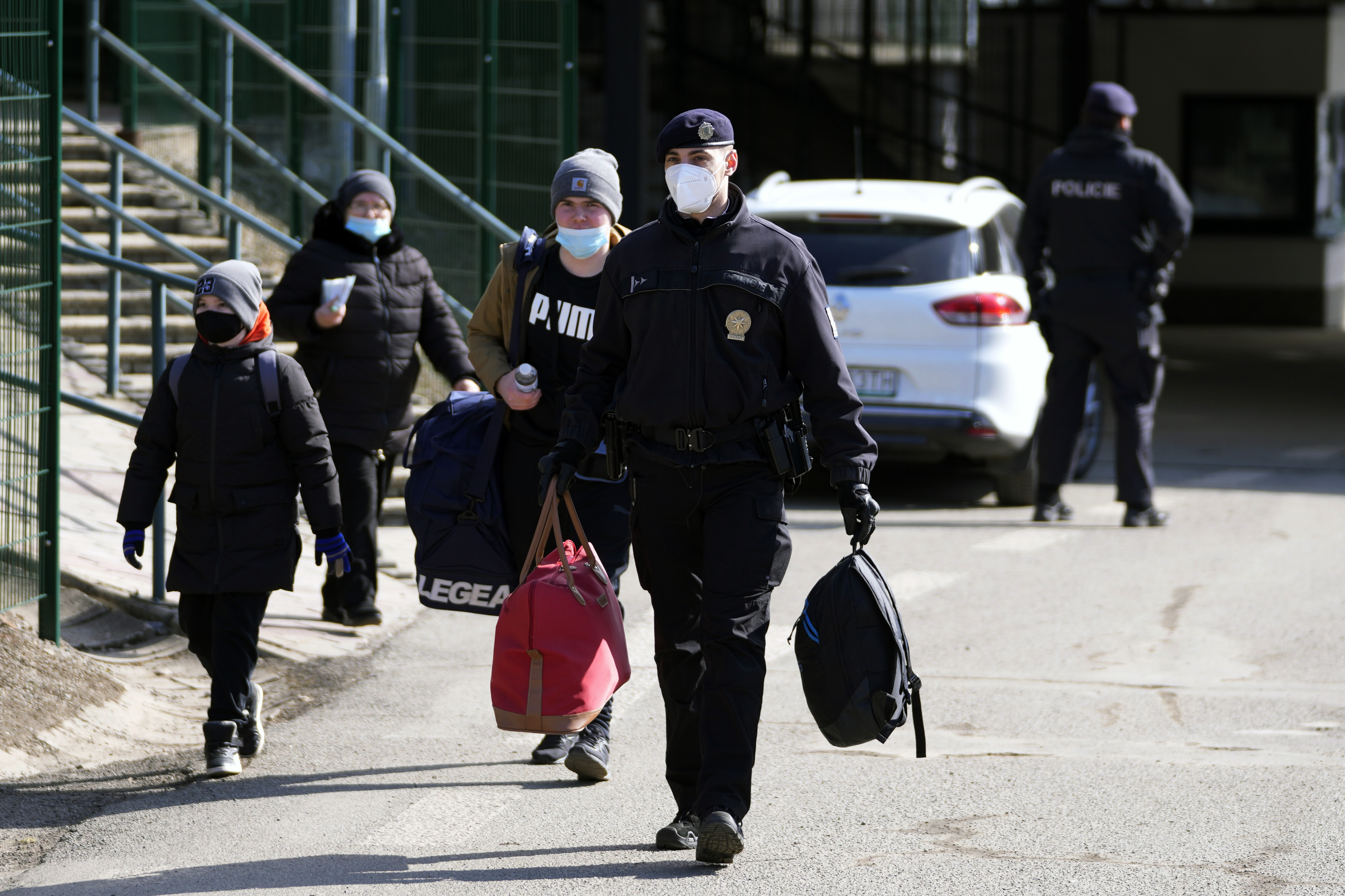 Az elmúlt 24 órában több mint 12 ezren érkeztek Ukrajnából Szlovákiába