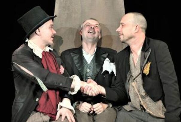 De mi lett a nővel? – Sikerdarab az őrs-újfalui kultúrház színpadán