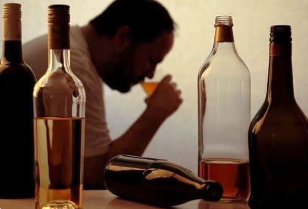 Mit tegyünk, ha a családunkban valaki alkoholfüggő lesz?