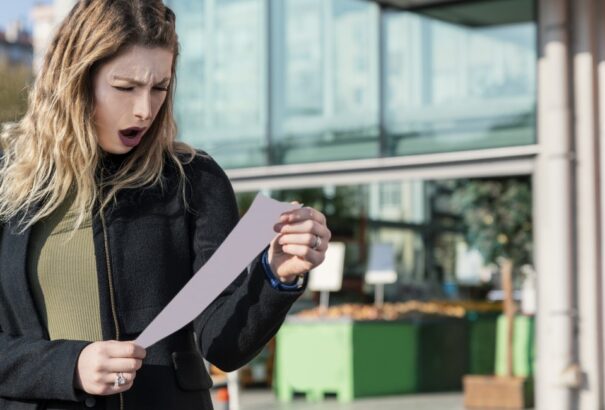 Tovább vágtat az infláció, a kenyér, az étolaj, a zöldség esetében is kétszámjegyű a drágulás februárban