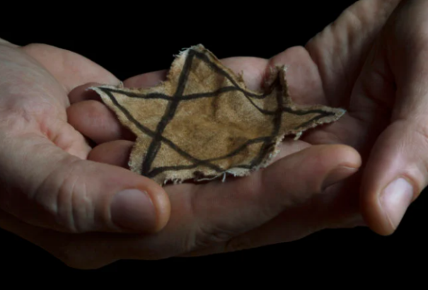 Az antiszemitizmus nem tűnt el. Heger és Čaputová a szlovákiai zsidók deportálásának 80. évfordulójára emlékezett