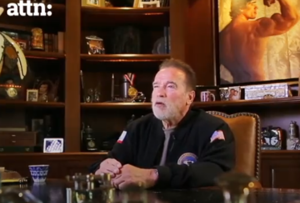 Schwarzenegger üzent Putyinnak: Ön kezdte ezt a háborút. Ön vezeti ezt a háborút. Megállíthatja ezt a háborút