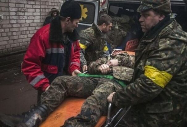 Zelenszkij: 2500 és 3000 között van az elesett ukrán katonák száma