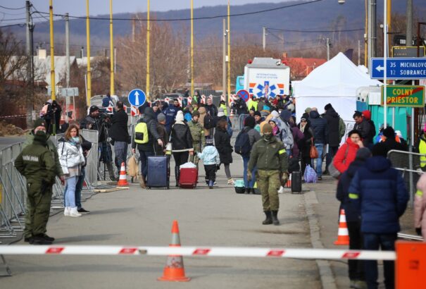 Több mint háromezer menekült érkezett Ukrajnából csütörtökön