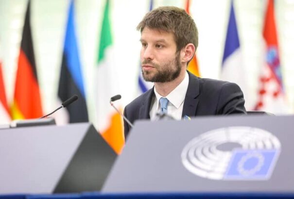 Gender-ügy: Totális ellentámadással szálltak be a vitába a  progresszívok, természetesen Lengvarský oldalán