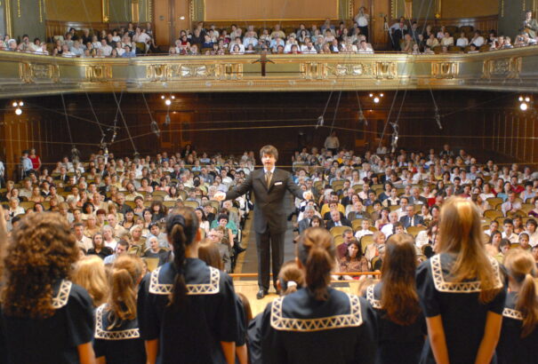 Kodály népdalgyűjtő körútjának helyszíneire tért vissza a Magyar Rádió Gyermekkórusa