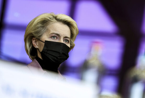 Kijevbe utazik a héten Ursula von der Leyen és Josep Borrell