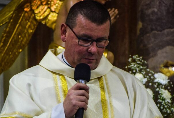 Húsvéthétfő: Kettős ünneplés – Parák László bősi esperes-plébános ünnepi gondolatai