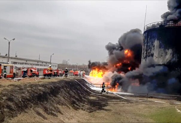 Az ukránok állítják, nem ők mértek csapást az orosz Belgorod melletti üzemanyagraktárra