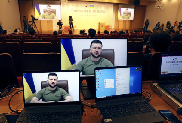 Zelenszkij fegyvereket kért Dél-Koreától