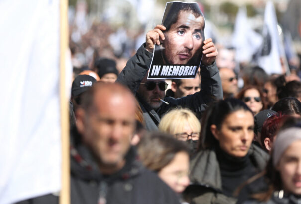 A francia kormány elhalasztotta az előkészítő tárgyalást Korzika autonómiájáról az újabb zavargások miatt