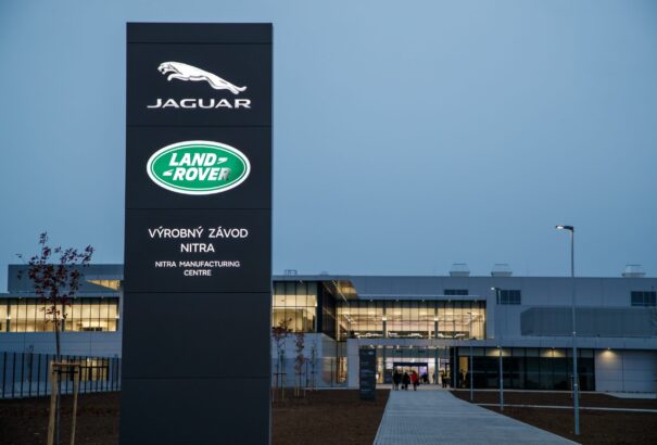 A Jaguar nyitrai üzeme is leáll – nincs elég alkatrész