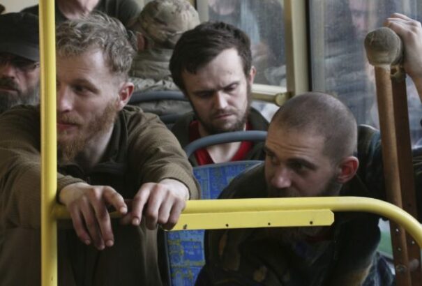 Ukrajnai háború: Eddig 1908-an adták meg magukat a mariupoli acélműből