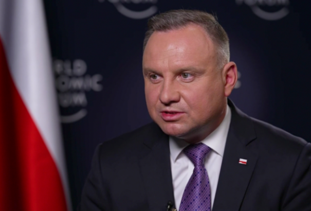 Andrzej Duda: Oroszországnak háborús jóvátételt kell fizetnie Ukrajnának