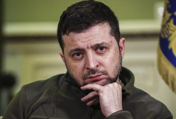 Zelenszkij: vessenek ki teljes nyugati embargót az orosz olajra