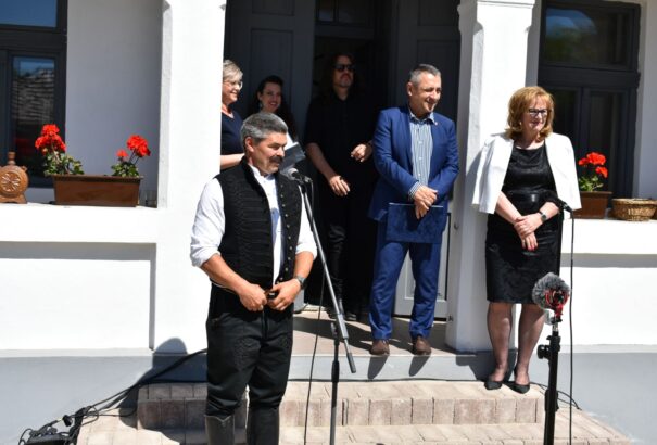 Gömörpéterfala és Kalonda is közösségi házat kapott a magyar kormány támogatásából – Képekkel