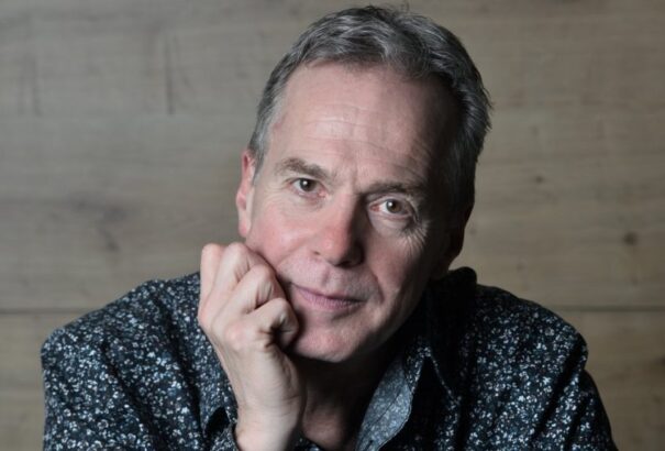 „A nevetés a lélek gyógyszere „- Interjú Hirtling István Jászai Mari-díjas színésszel, Érdemes művésszel