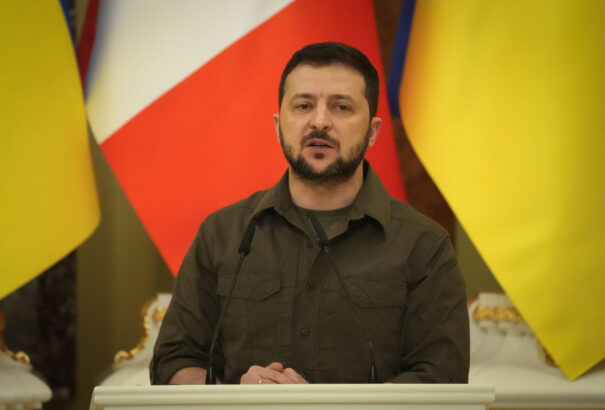 Zelenszkij: Az ukrajnai háborúnak csak diplomáciával lehet véget vetni