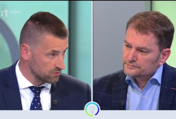 Hamarosan mi is olcsóbban tankolhatunk: Matovič megegyezett a Slovnafttal