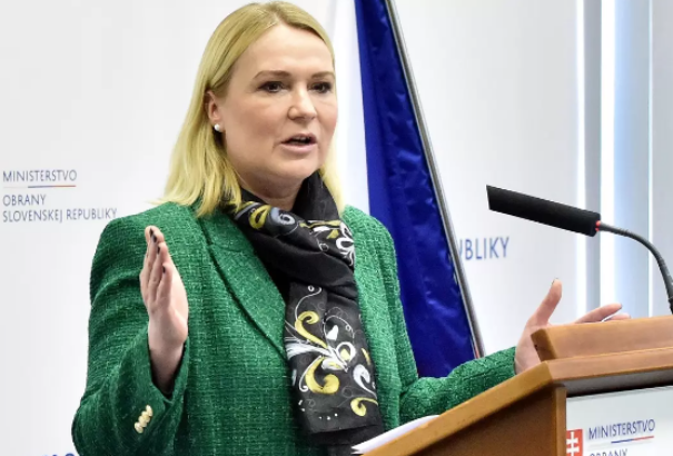 Cseh védelmi miniszter: több mint 3,5 milliárd korona értékben küldtünk hadianyagot Ukrajnának