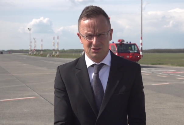 Szijjártó: Újra Kijevben működik a magyar nagykövetség