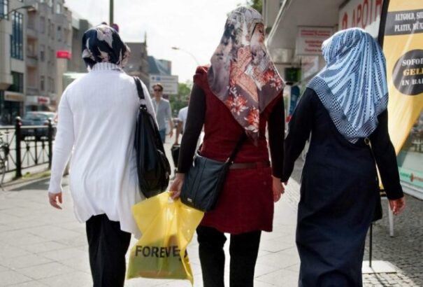 Berlin városa már öt év után német állampolgárságot adna a bevándorlóknak