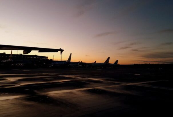 Kerozinhiánnyal küzd a bécsi repülőtér